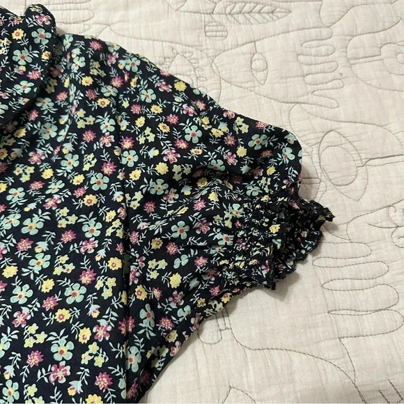 Sanctuary Ruffle Neck Floral Top Elastic Sleeve and Waist Size L - Picture 5 of 8
